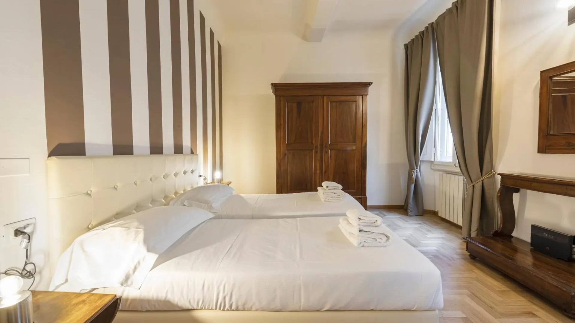 Santa Croce Retreat By Mmega Apartment Florence
