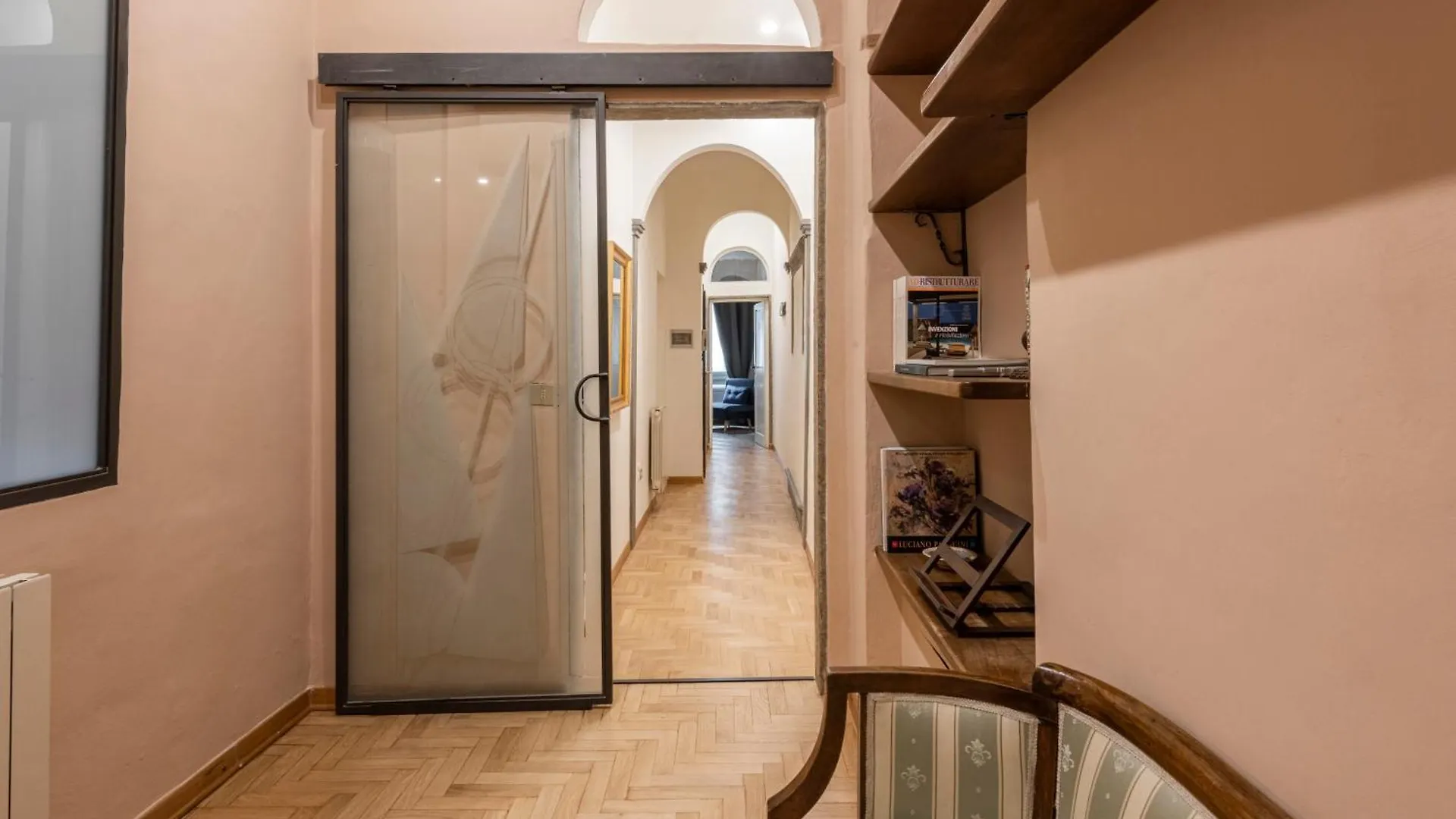 Santa Croce Retreat By Mmega Apartment Florence