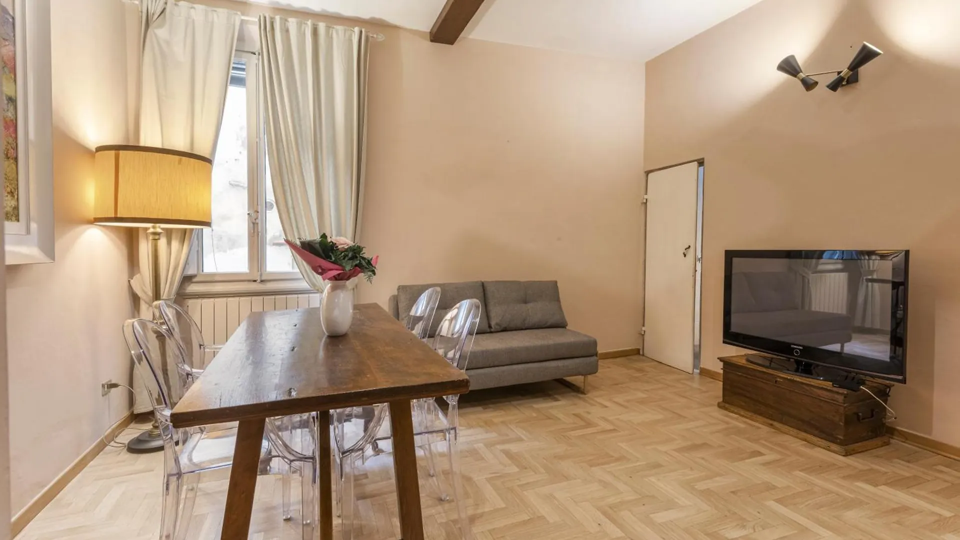 Santa Croce Retreat By Mmega Apartment Florence Italy